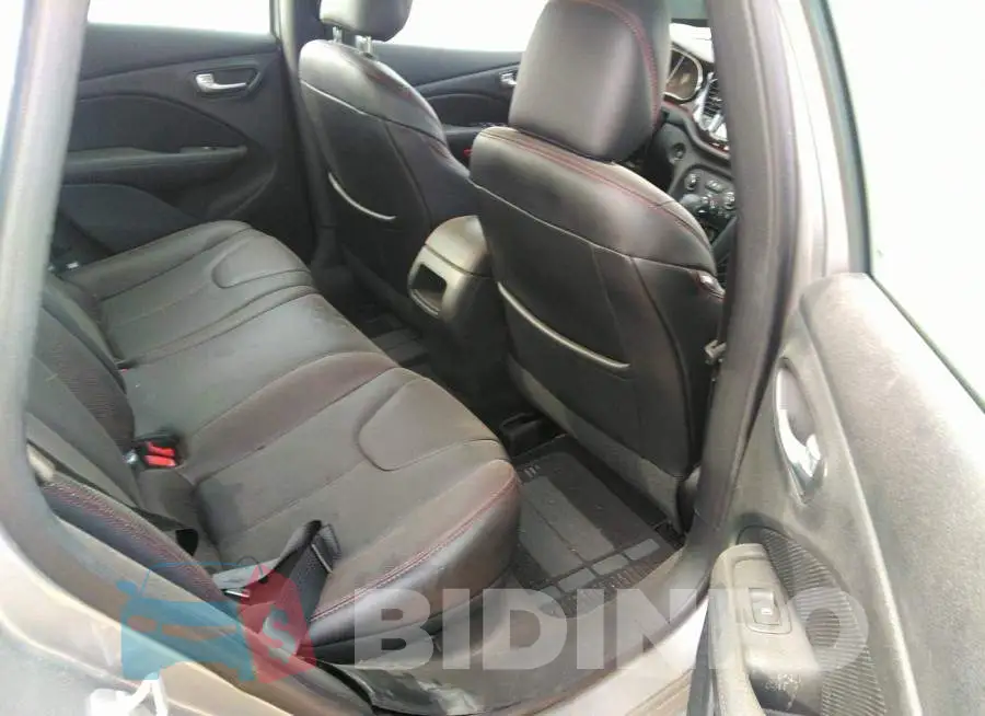 1C3CDFEB8GD555252 Photo# 8