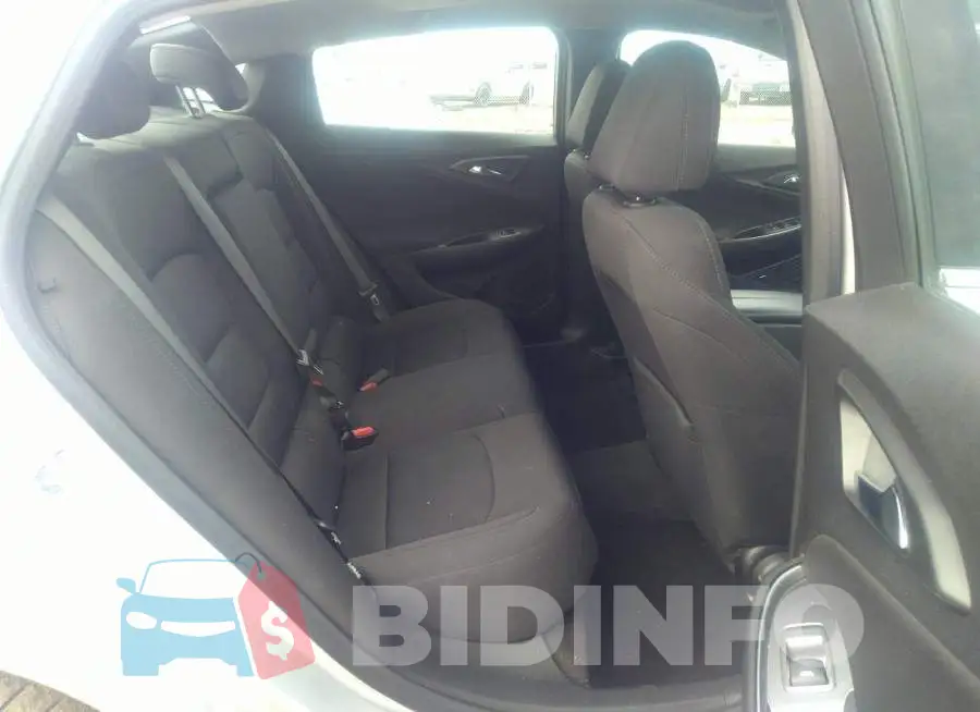 1G1ZD5ST0LF101775 Photo# 8