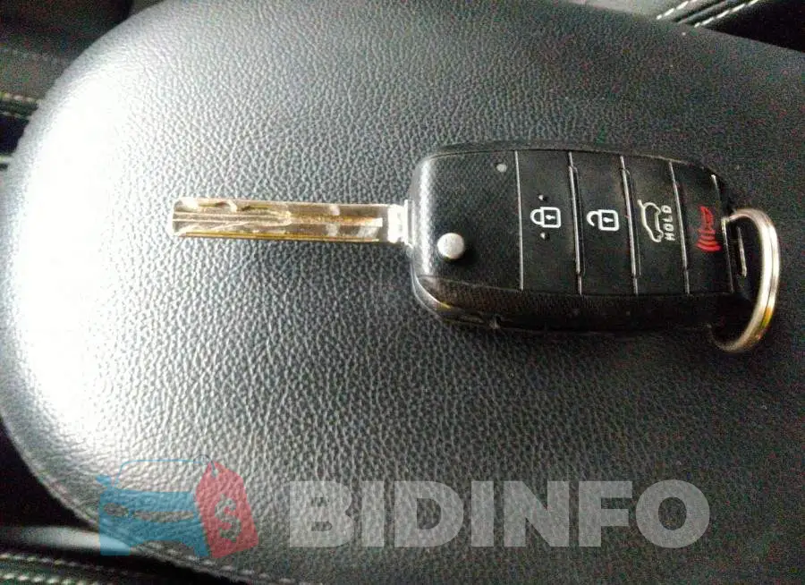 KNDJN2A28J7514396 Photo# 11