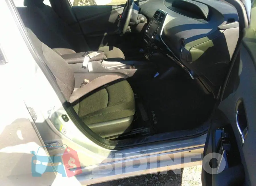 JTDKARFU1L3123734 Photo# 5