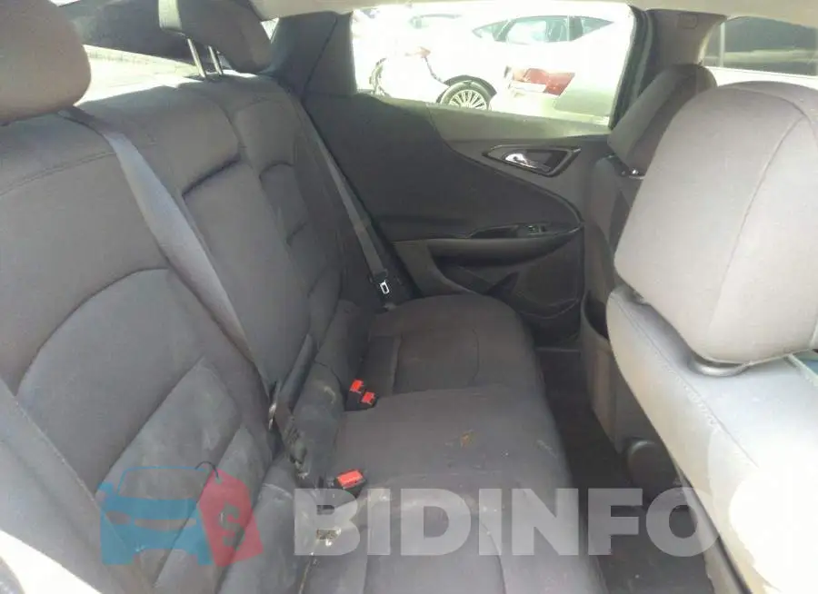 1G1ZD5ST6JF101700 Photo# 8