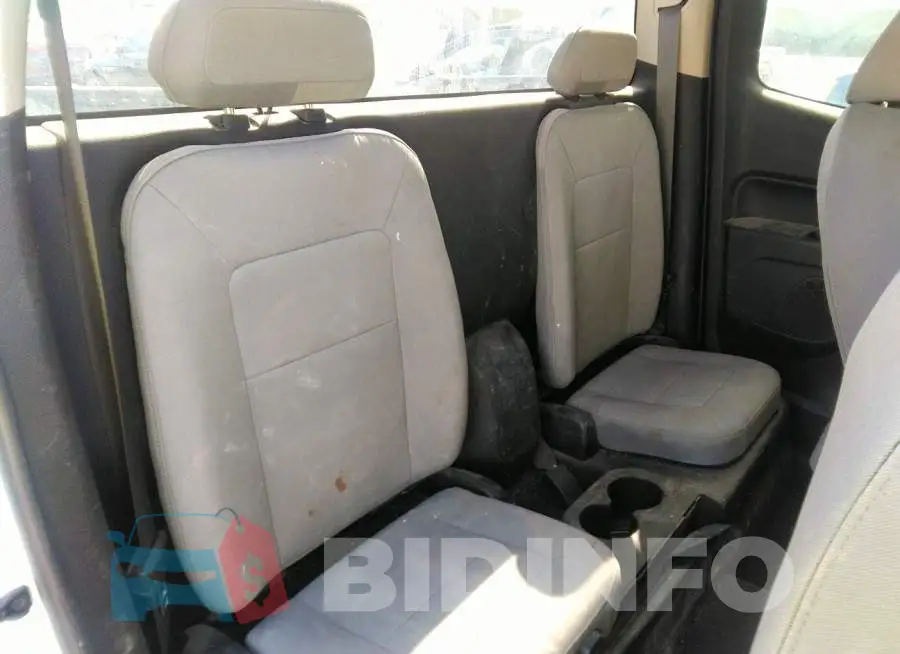 1GCHSBEA2G1383163 Photo# 8