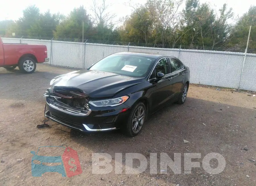 3FA6P0CDXKR110082 Photo# 2