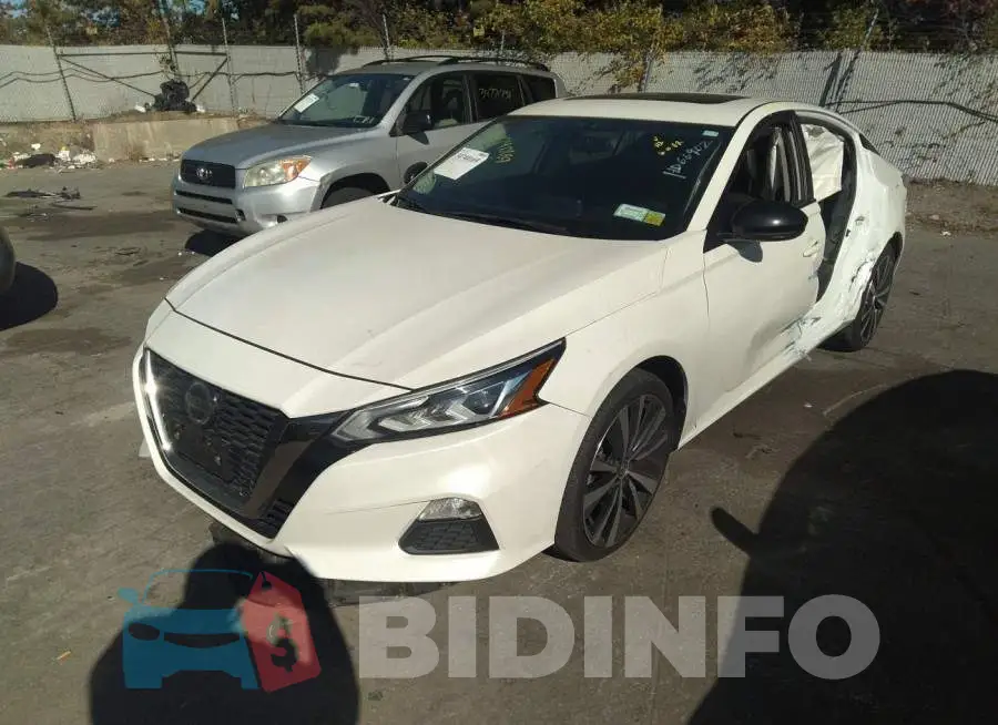 1N4BL4CV7KC216367 Photo# 2