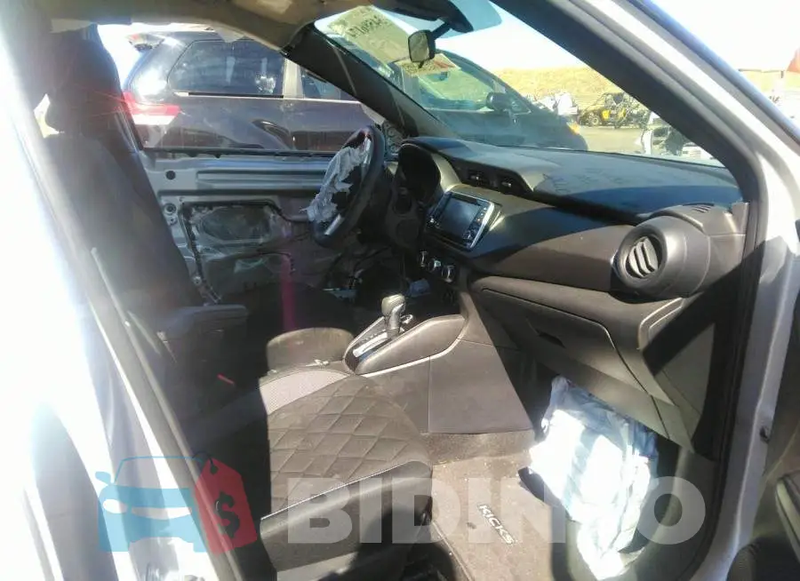 3N1CP5BV3LL524915 Photo# 5