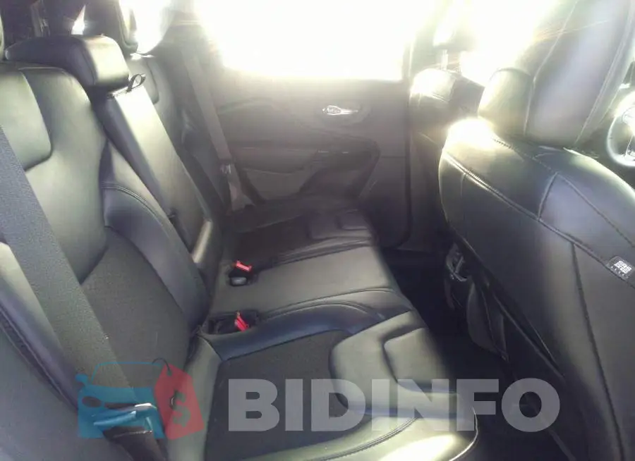 1C4PJLLB9LD548814 Photo# 8