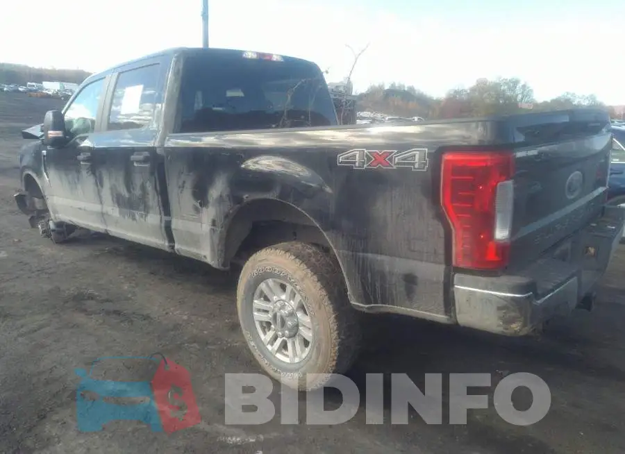 1FT7W2B63JEB79326 Photo# 3