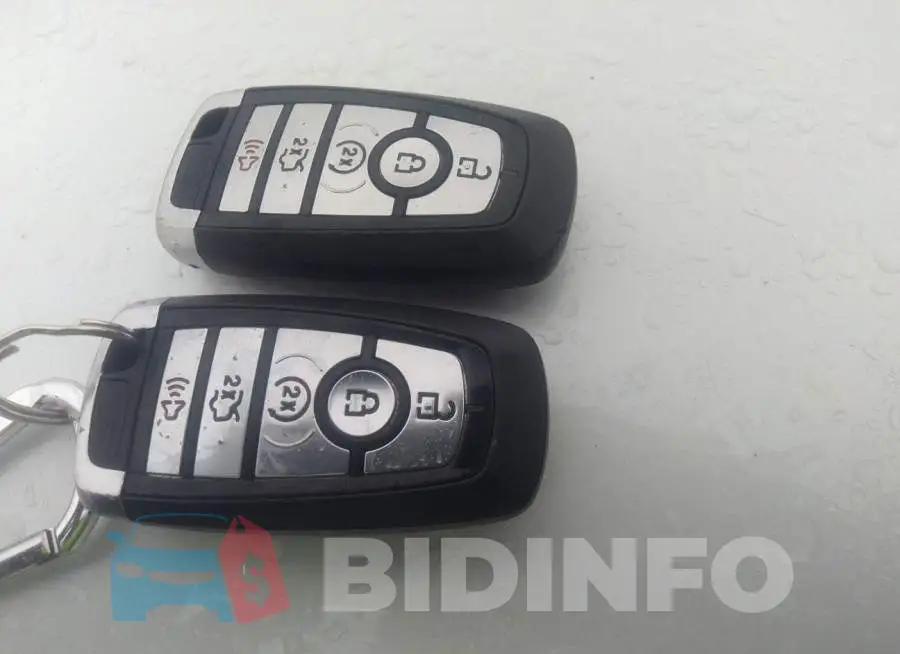 2FMPK4AP1HBC65687 Photo# 11