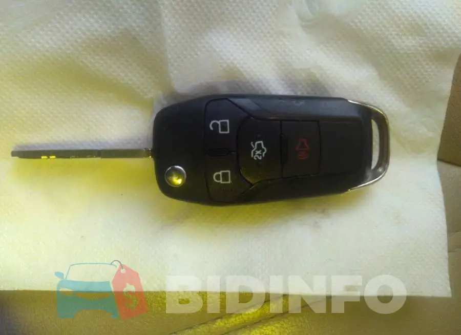 3FA6P0LU7FR258082 Photo# 11