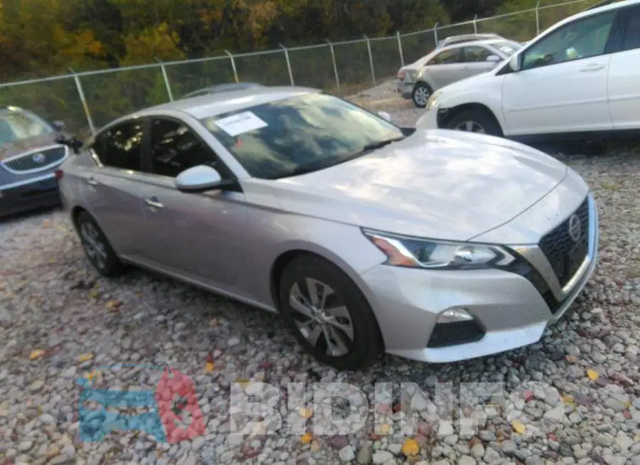 1N4BL4BV1KC161352 Photo# 1