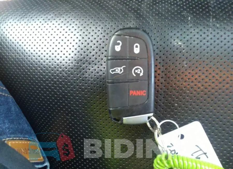 1C4SDJCT1KC622021 Photo# 11