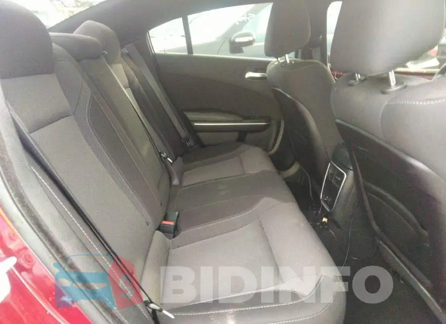2C3CDXBG3KH702921 Photo# 8