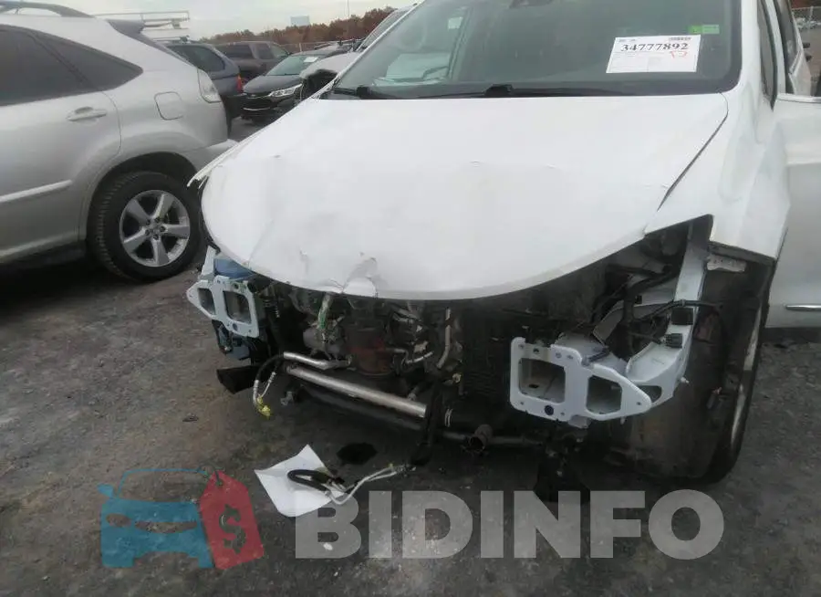 2C4RC1EG9HR577119 Photo# 6
