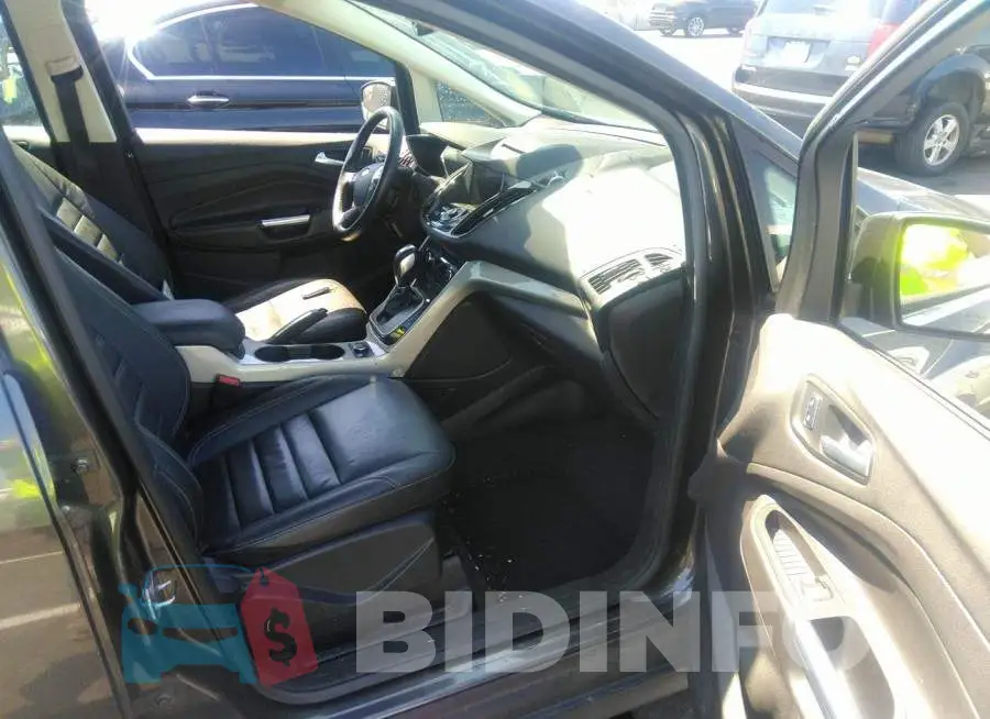 1FADP5CU7FL100585 Photo# 5