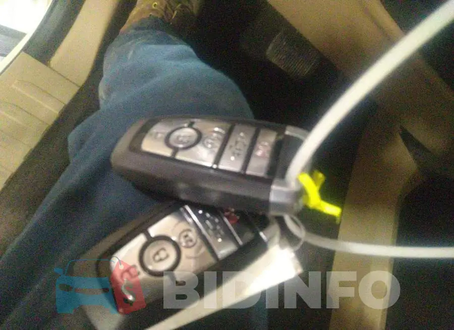 1FTFW1EGXJKE28362 Photo# 11