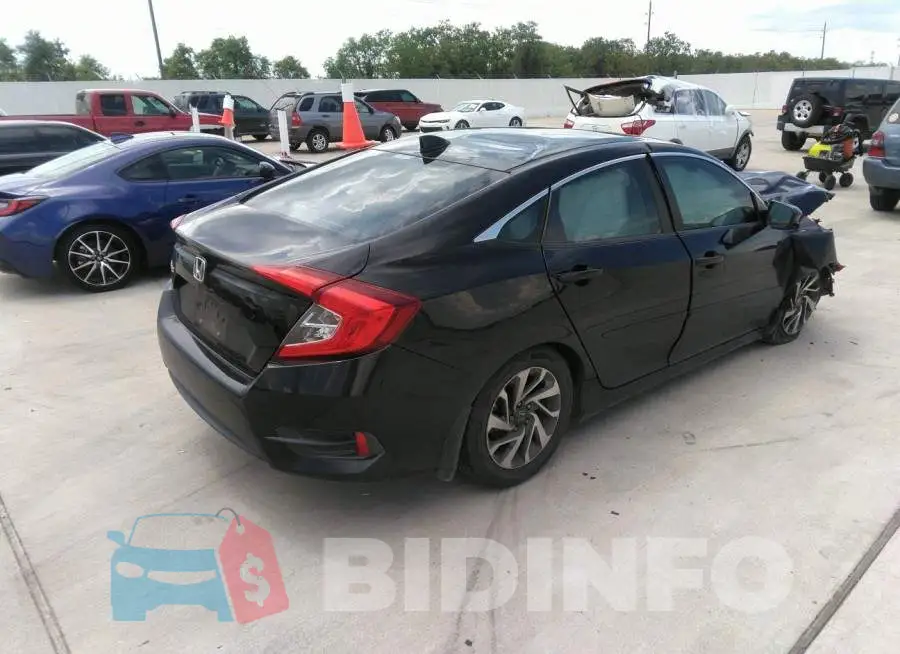 19XFC2F72HE006404 Photo# 4