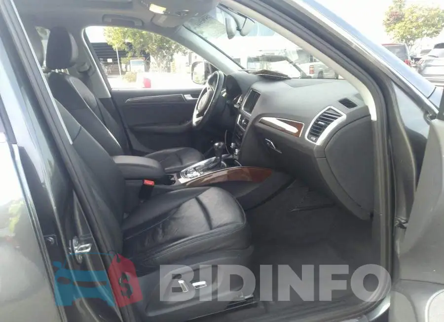 WA1DGAFP8FA132931 Photo# 5