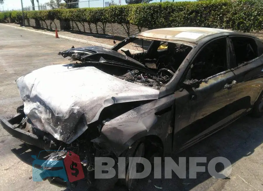 5XXGT4L38LG412043 Photo# 6