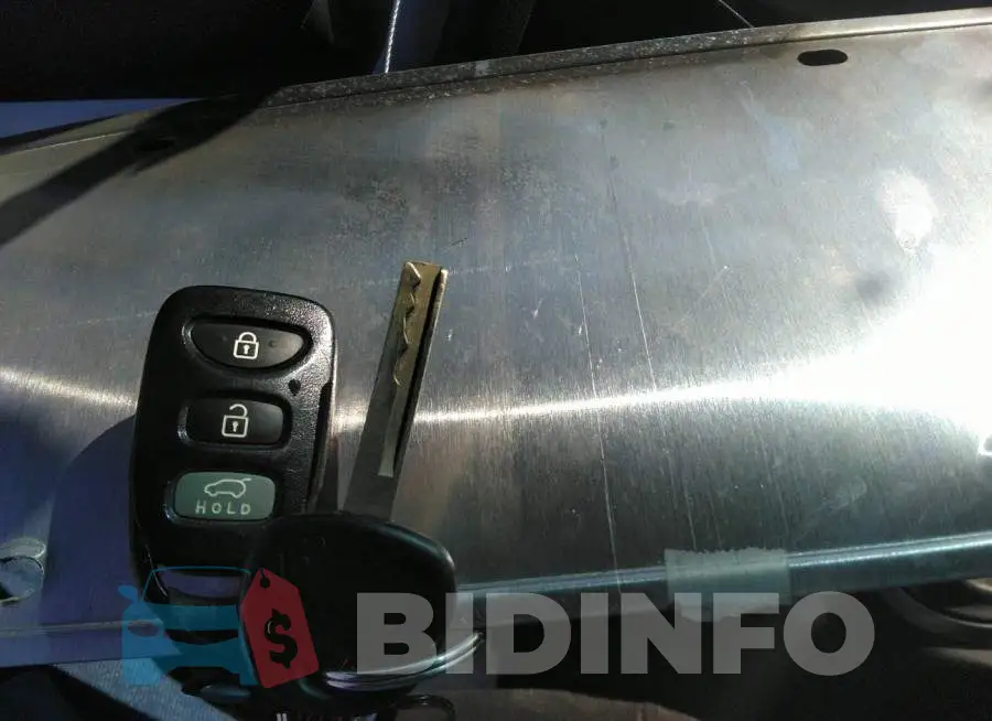 KMHTC6AD4GU291089 Photo# 11