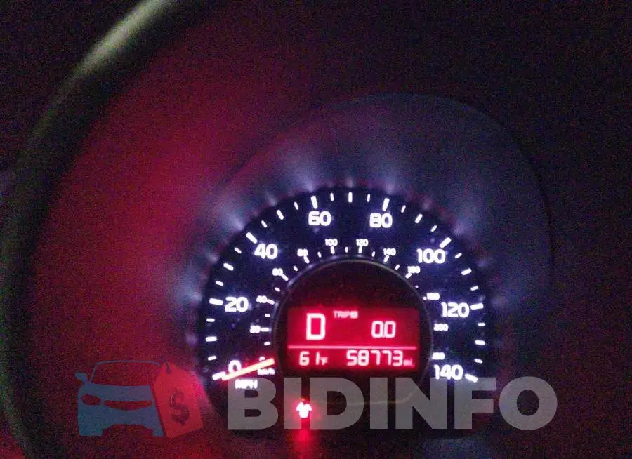 KNDJP3A52G7380665 Photo# 7
