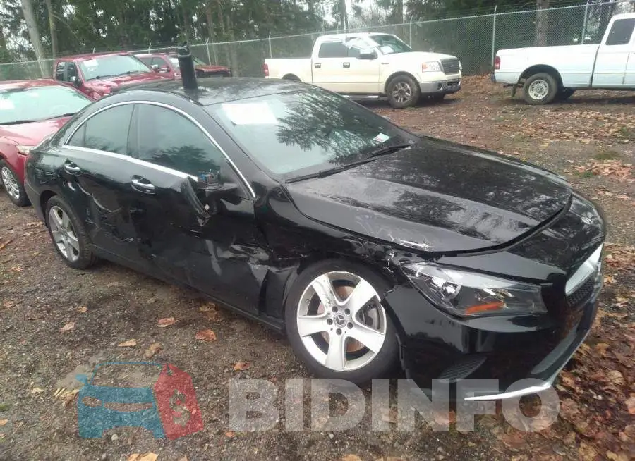 WDDSJ4EB2JN567621 Photo# 1