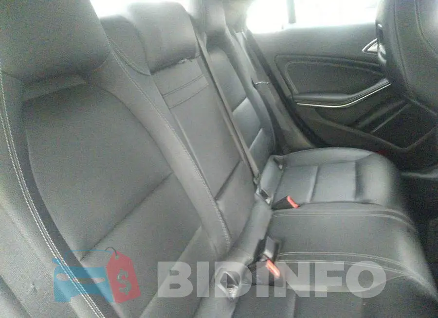 WDDSJ4EB2JN567621 Photo# 8