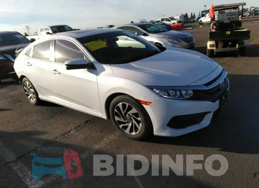 19XFC2F88HE232665 Photo# 1
