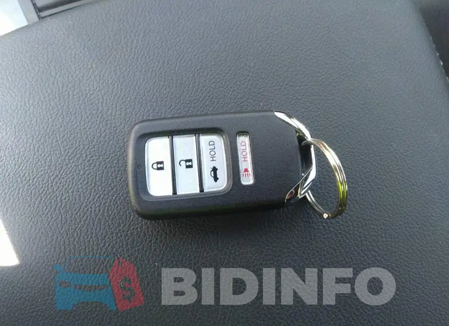 1HGCV1F30MA085283 Photo# 11