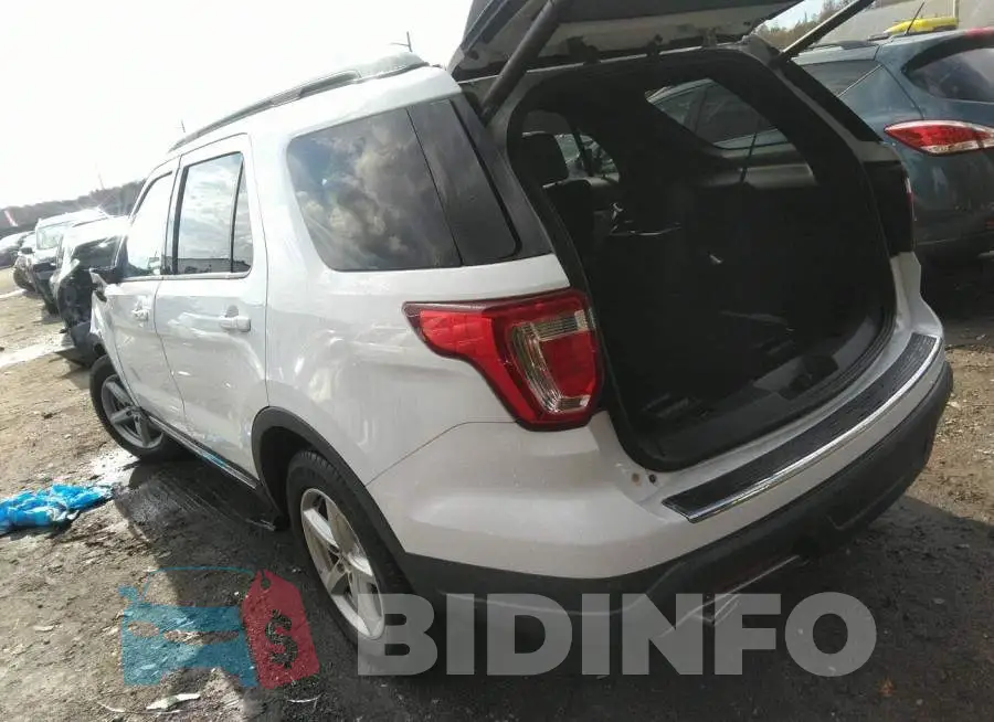1FM5K7D88JGB52878 Photo# 3