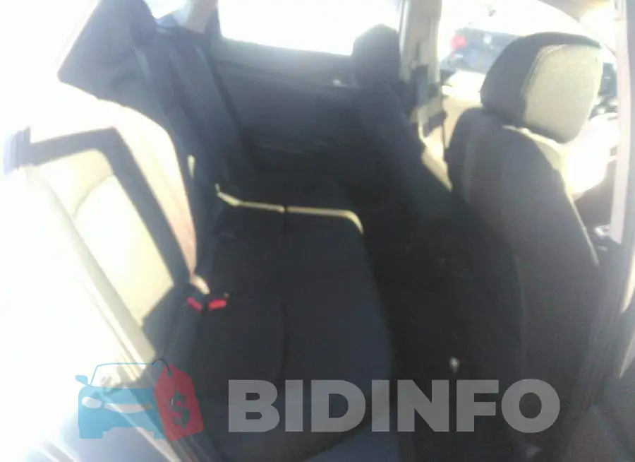 19XFC2F76GE220262 Photo# 8