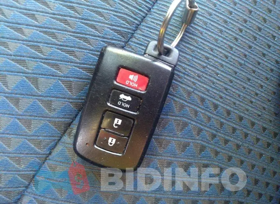 4T1BF1FK7GU161871 Photo# 11