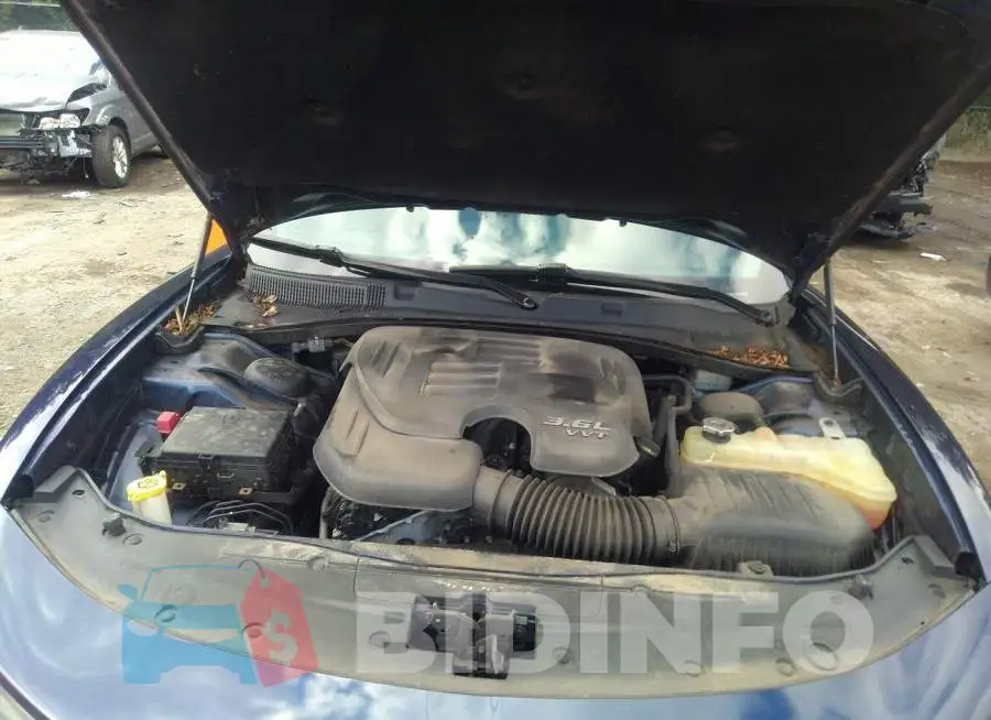 2C3CDXJG2FH881394 Photo# 10