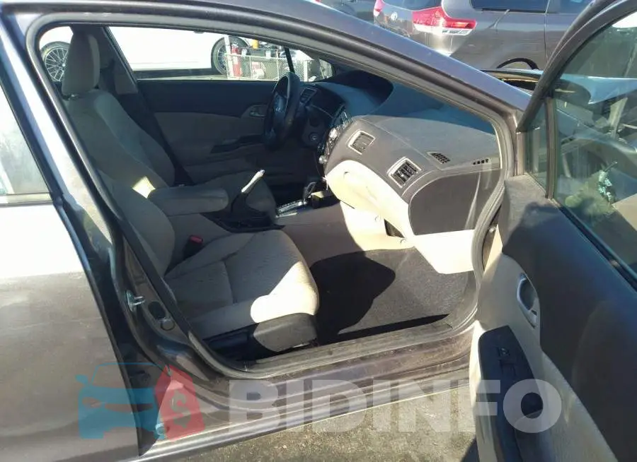 19XFB2F58FE009032 Photo# 5