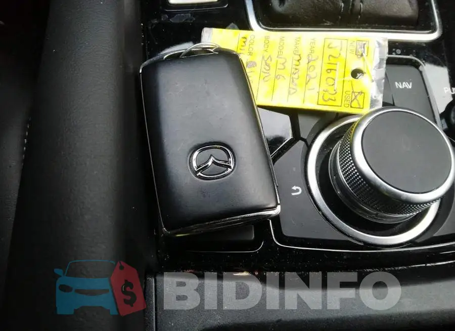 JM1GL1VMXM1613167 Photo# 11