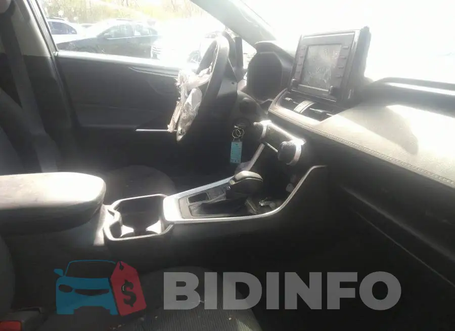 2T3F1RFV0MC203617 Photo# 5