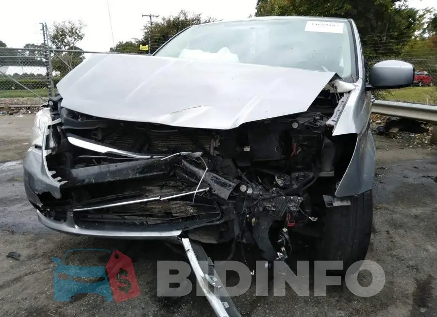 2C4RC1BGXFR661810 Photo# 6
