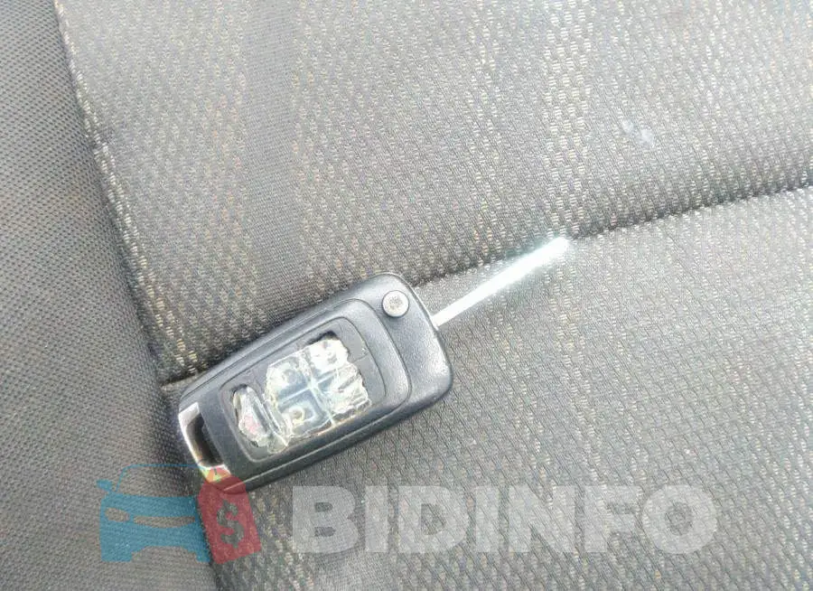 1G1JC5SH1F4142380 Photo# 11