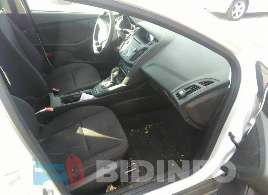 1FADP3E20GL265945 Photo# 5