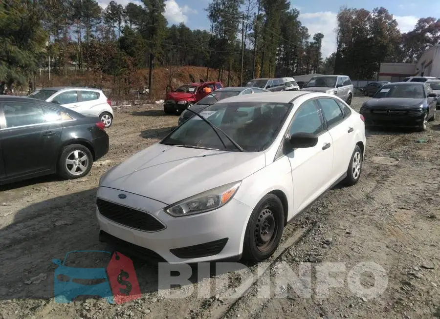1FADP3E20GL265945 Photo# 2