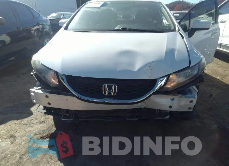 19XFB2F70FE225622 Photo# 6