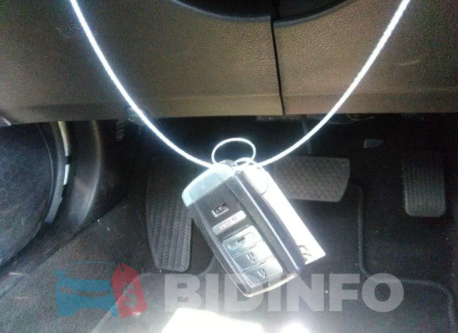 19UUB2F37LA001543 Photo# 11
