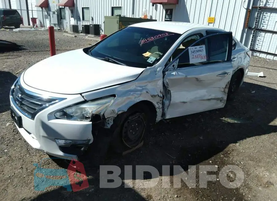 1N4AL3AP7FN400194 Photo# 2