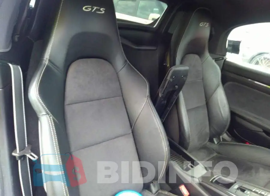 WP0CB2A81GS140421 Photo# 8