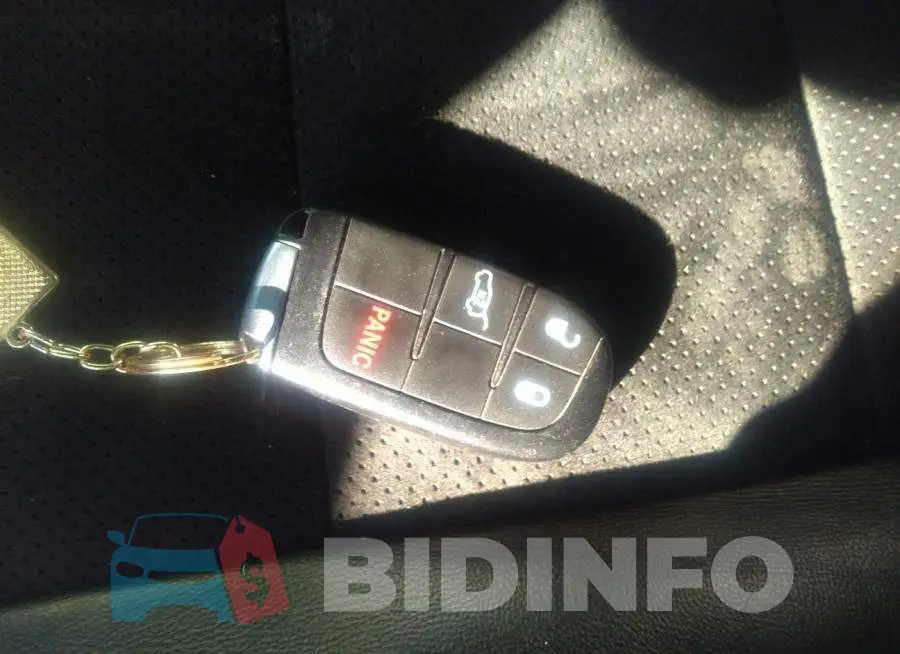 1C4RJEAG8KC852255 Photo# 11