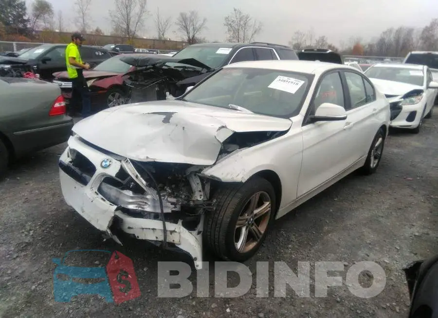 WBA3B1C57FK137242 Photo# 2