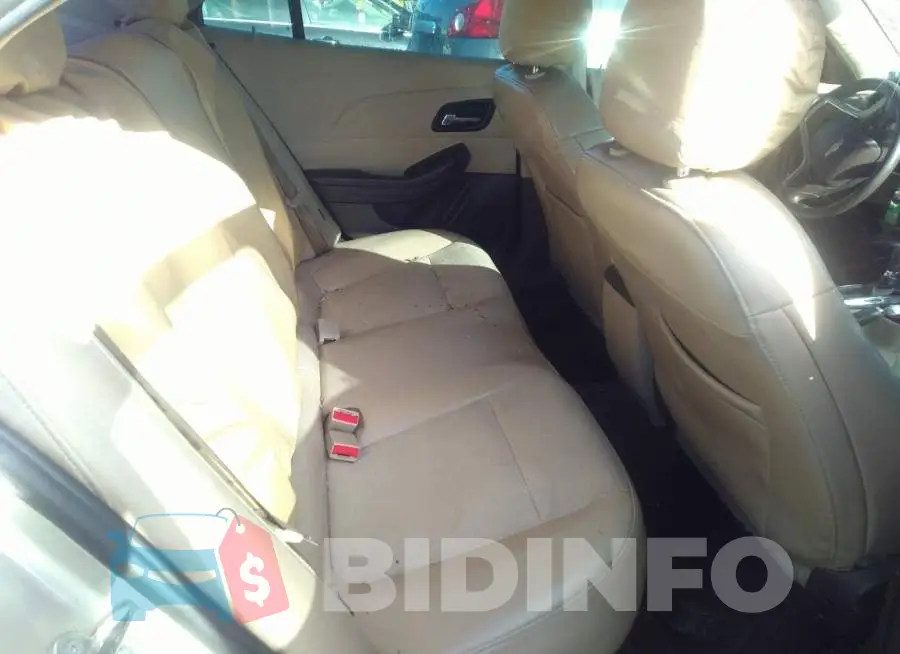 1G11D5SL2FF224978 Photo# 8