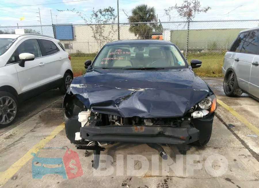 1VWBS7A31FC010450 Photo# 6