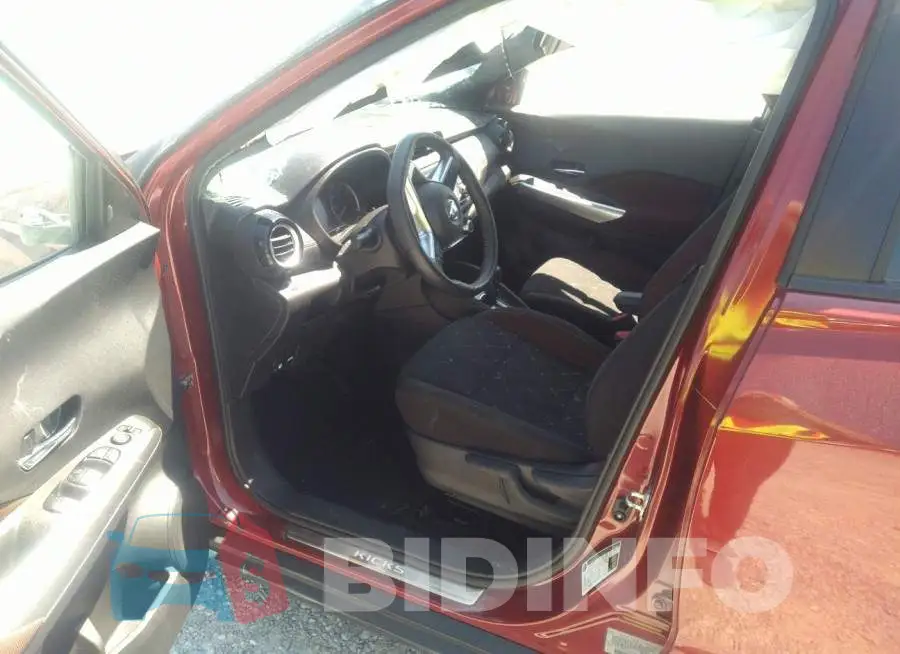 3N1CP5CU0KL568973 Photo# 5