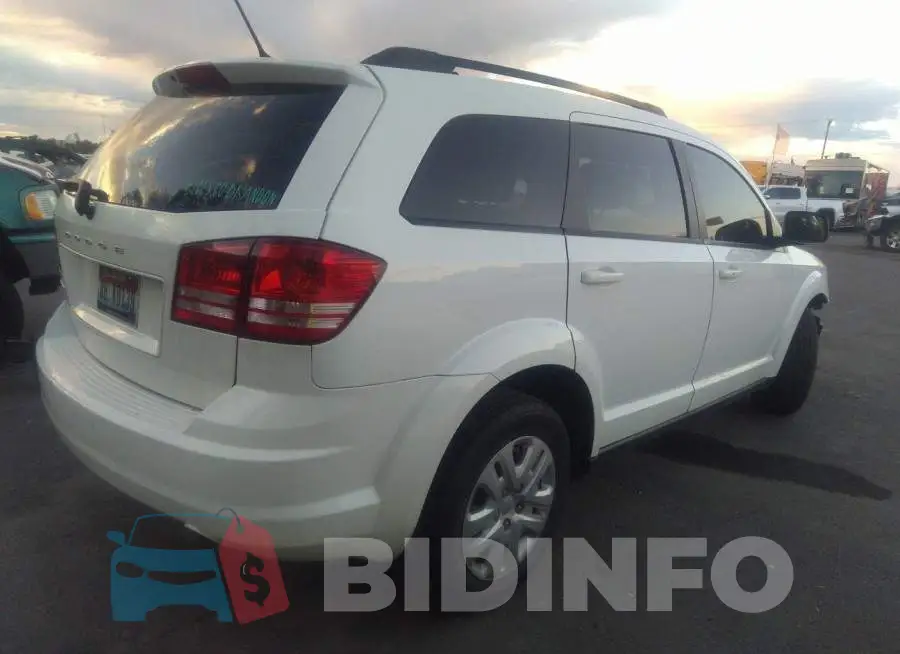 3C4PDCAB8HT559914 Photo# 4