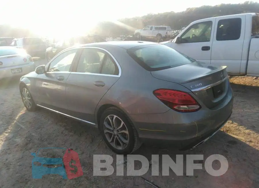 55SWF4JB4GU124301 Photo# 3